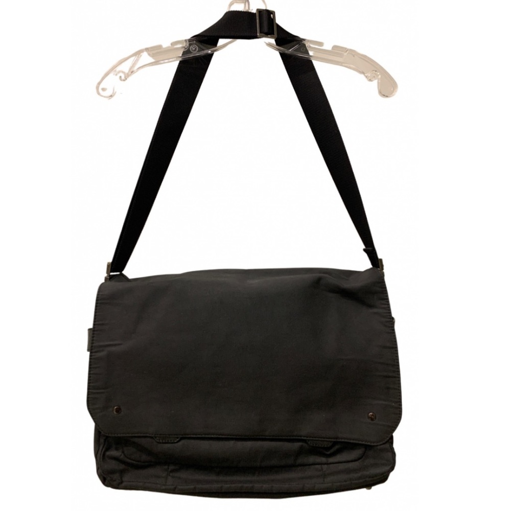 SOLD REISS 2011 Coates Canvas Messenger Bag